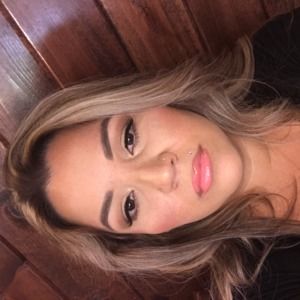 Meet your Posher, Alyssa